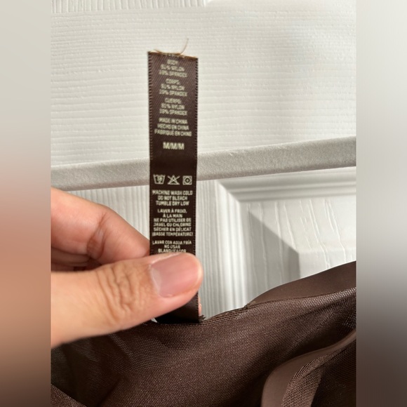 Skims Sheer Sculpt Bandeau and High-waisted Thong Set Size Medium - Picture 7 of 15